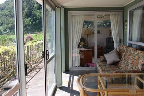 Photo of property in 75a Devon Street, Picton, 7220