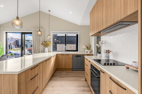 Photo of property in 19 Bragato Way, Cromwell, 9310