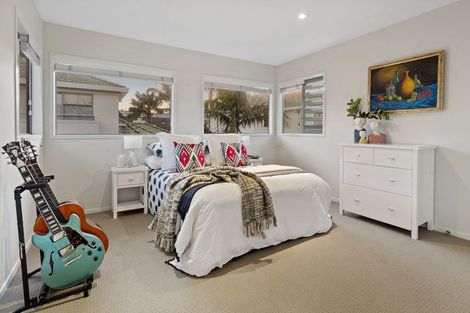 Photo of property in 2/19a Sanders Avenue, Takapuna, Auckland, 0622