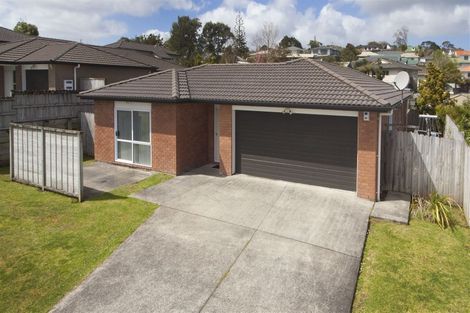 Photo of property in 16 Nirmal Place, Sunnyvale, Auckland, 0612