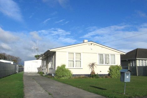 Photo of property in 12 Brighton Crescent, Highbury, Palmerston North, 4412