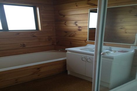 Photo of property in 3a Kelvin Road, Papakura, 2110