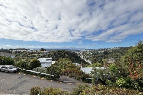 Photo of property in 12 Mertoun Terrace, Highbury, Wellington, 6012