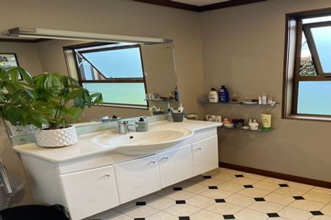 Photo of property in 5 Hislop Street, Riversdale, 9776