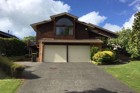Photo of property in 17 Himalaya Drive, Half Moon Bay, Auckland, 2012