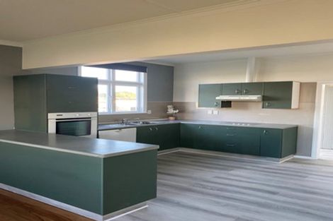 Photo of property in 77 Bridge Street, Bulls, 4818