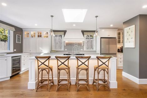 Photo of property in 2 Gwynfa Avenue, Cashmere, Christchurch, 8022