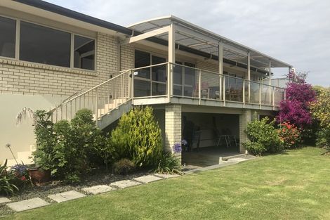 Photo of property in 46 Cannon Hill Crescent, Mount Pleasant, Christchurch, 8081