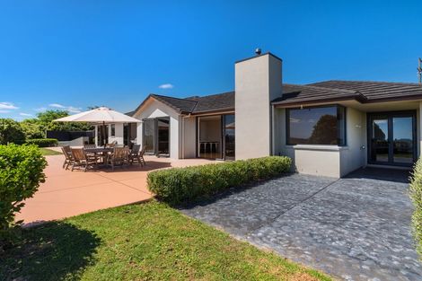 Photo of property in 5 Medhurst Road, Bombay, 2675