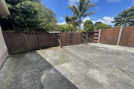 Photo of property in 8 Luanda Drive, Ranui, Auckland, 0612