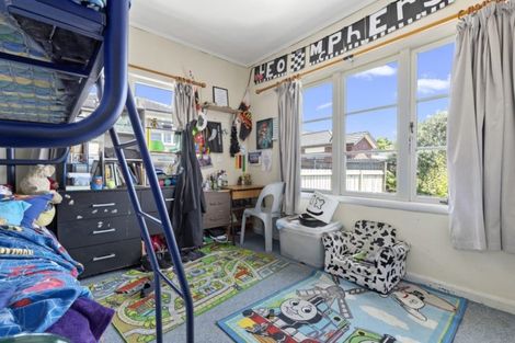 Photo of property in 38 Forest Lake Road, Forest Lake, Hamilton, 3200