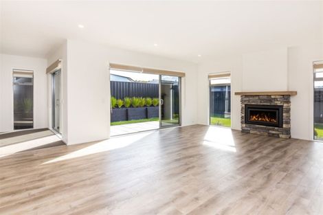 Photo of property in 33 Marabou Crescent, Nukuhau, Taupo, 3330