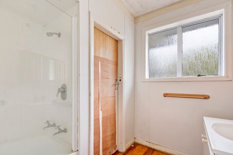 Photo of property in 4 Hanrahan Street, Upper Riccarton, Christchurch, 8041