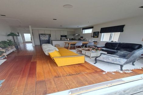 Photo of property in 33 Kingsley Street, Westmere, Auckland, 1022
