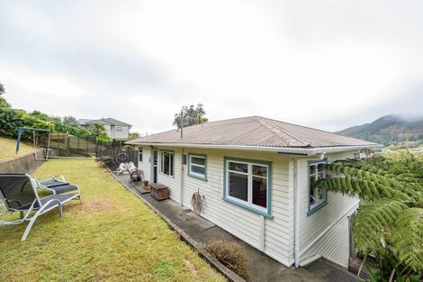 Photo of property in 18 Thompson Terrace, Toi Toi, Nelson, 7010