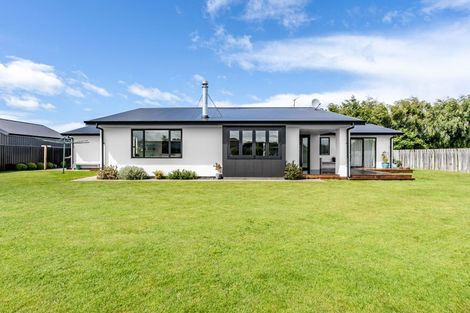 Photo of property in 10 Barker Place, Waikiwi, Invercargill, 9810