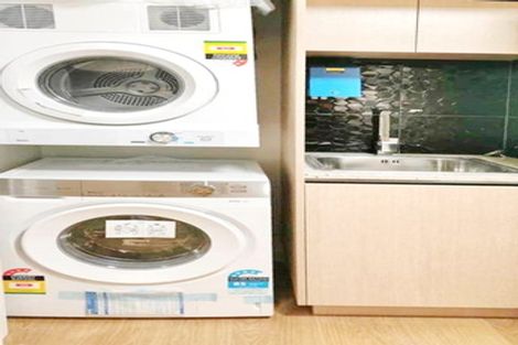 Photo of property in 21a Frobisher Way, Clendon Park, Auckland, 2103