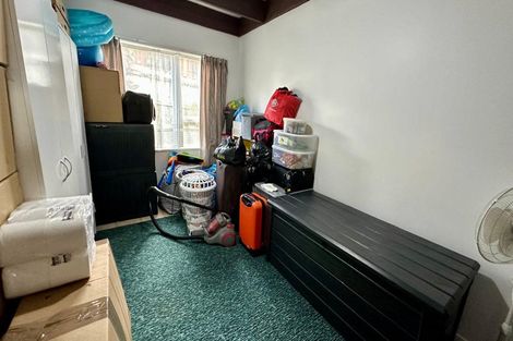 Photo of property in 3/289 Swanson Road, Ranui, Auckland, 0612