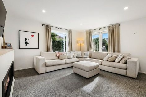 Photo of property in 1/34 Aikmans Road, Merivale, Christchurch, 8014