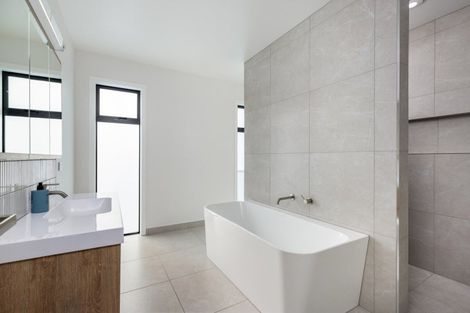 Photo of property in 21 Spencer Place, Springlands, Blenheim, 7201