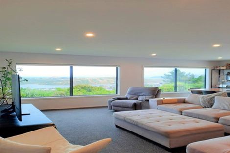 Photo of property in 98a Conclusion Street, Ascot Park, Porirua, 5024