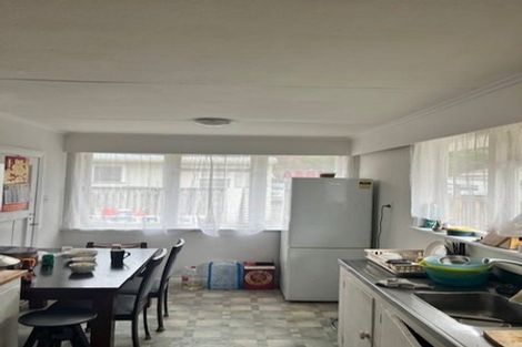 Photo of property in 5a Anderson Avenue, Point England, Auckland, 1072