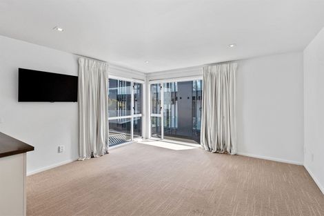 Photo of property in 8/32 Cranmer Square, Christchurch Central, Christchurch, 8013
