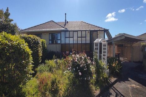 Photo of property in 10 Beaufield Lane, Te Atatu Peninsula, Auckland, 0610