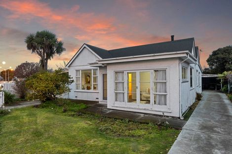 Photo of property in 106 Brougham Street, Addington, Christchurch, 8024