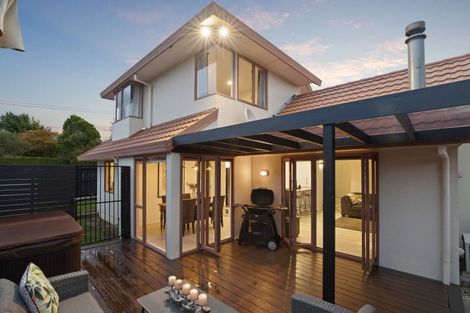 Photo of property in 292 Queen Street, Pukekohe, 2120