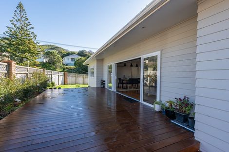 Photo of property in 18 Sim Street, Johnsonville, Wellington, 6037
