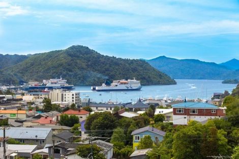 Photo of property in 20 Otago Street, Picton, 7220