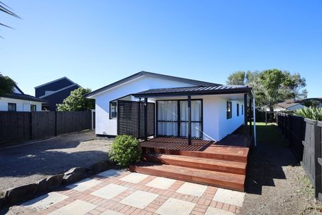 Photo of property in 9b Hayley Grove, Papamoa Beach, Papamoa, 3118