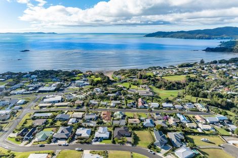 Photo of property in 11 Christine Drive, Coopers Beach, 0420