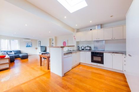 Photo of property in 24 Anne Street, Devonport, Auckland, 0624