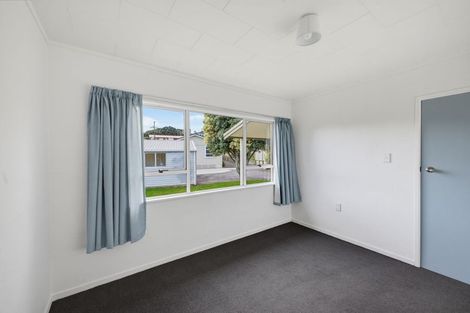 Photo of property in 71 Ngamotu Road, Spotswood, New Plymouth, 4310