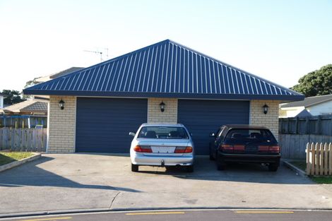 Photo of property in 35 James Street, Mangere East, Auckland, 2024