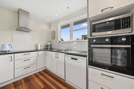 Photo of property in 26 Ruru Crescent, Heretaunga, Upper Hutt, 5018