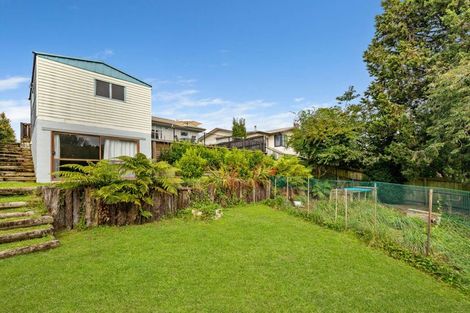 Photo of property in 10 Adam Place, Mangakakahi, Rotorua, 3015