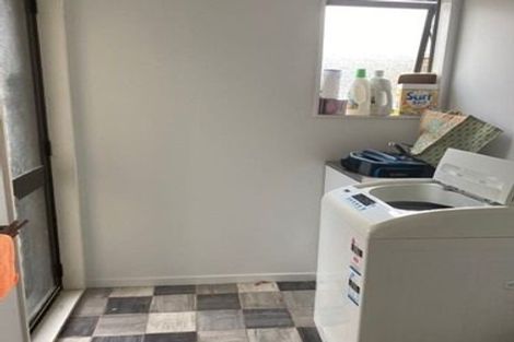 Photo of property in 8 Wallis Street, Raglan, 3225