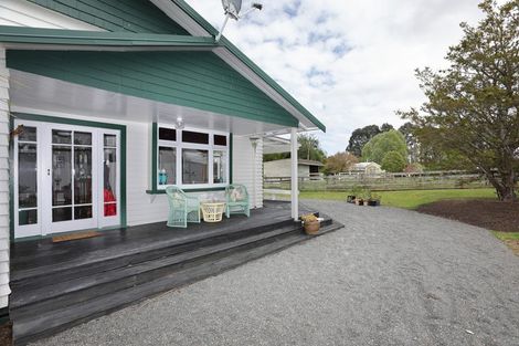 Photo of property in 60 Johnson Street, Bulls, 4818