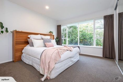 Photo of property in 2/12 Howe Street, Howick, Auckland, 2014