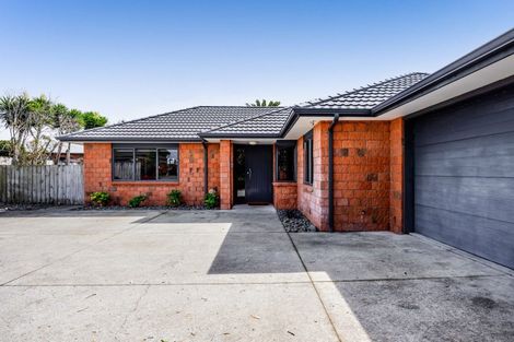Photo of property in 5a James Drive, Bell Block, New Plymouth, 4312