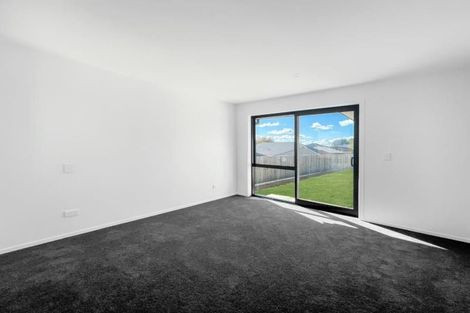 Photo of property in 16 North Ridge Drive, Rototuna North, Hamilton, 3210