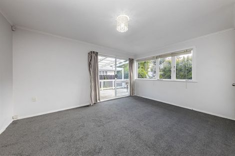 Photo of property in 40 Cosgrave Road, Papakura, 2110