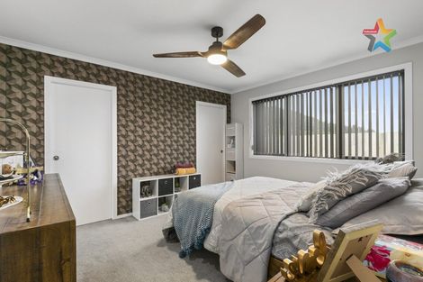 Photo of property in 10 Jack Vaughan Grove, Wainuiomata, Lower Hutt, 5014