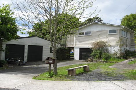 Photo of property in 12 Duncan Rise, Herald Island, Auckland, 0618