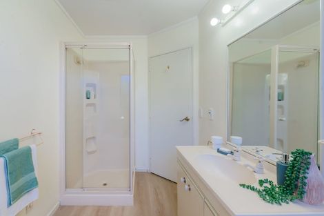 Photo of property in 12 Fox Place, Cloverlea, Palmerston North, 4412