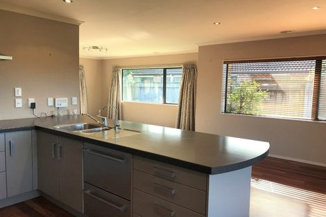 Photo of property in 6 Daniel Crescent, Cambridge, 3434