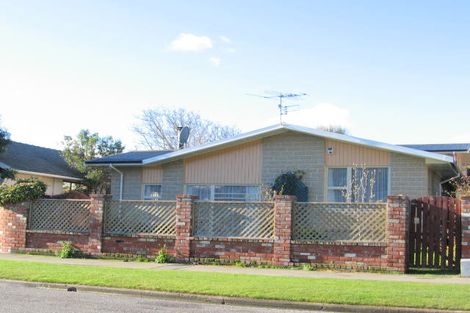 Photo of property in 49 Landsdowne Terrace, Cashmere, Christchurch, 8022